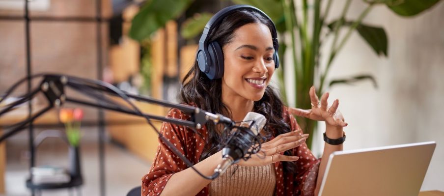 Maximice su estrategia de marketing al transcribir el audio de sus podcasts. Aumente el posicionamiento SEO de sus podcast con esta herramienta.